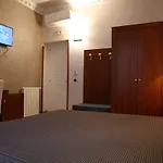 לינה וארוחת בוקר Federica's In רומא